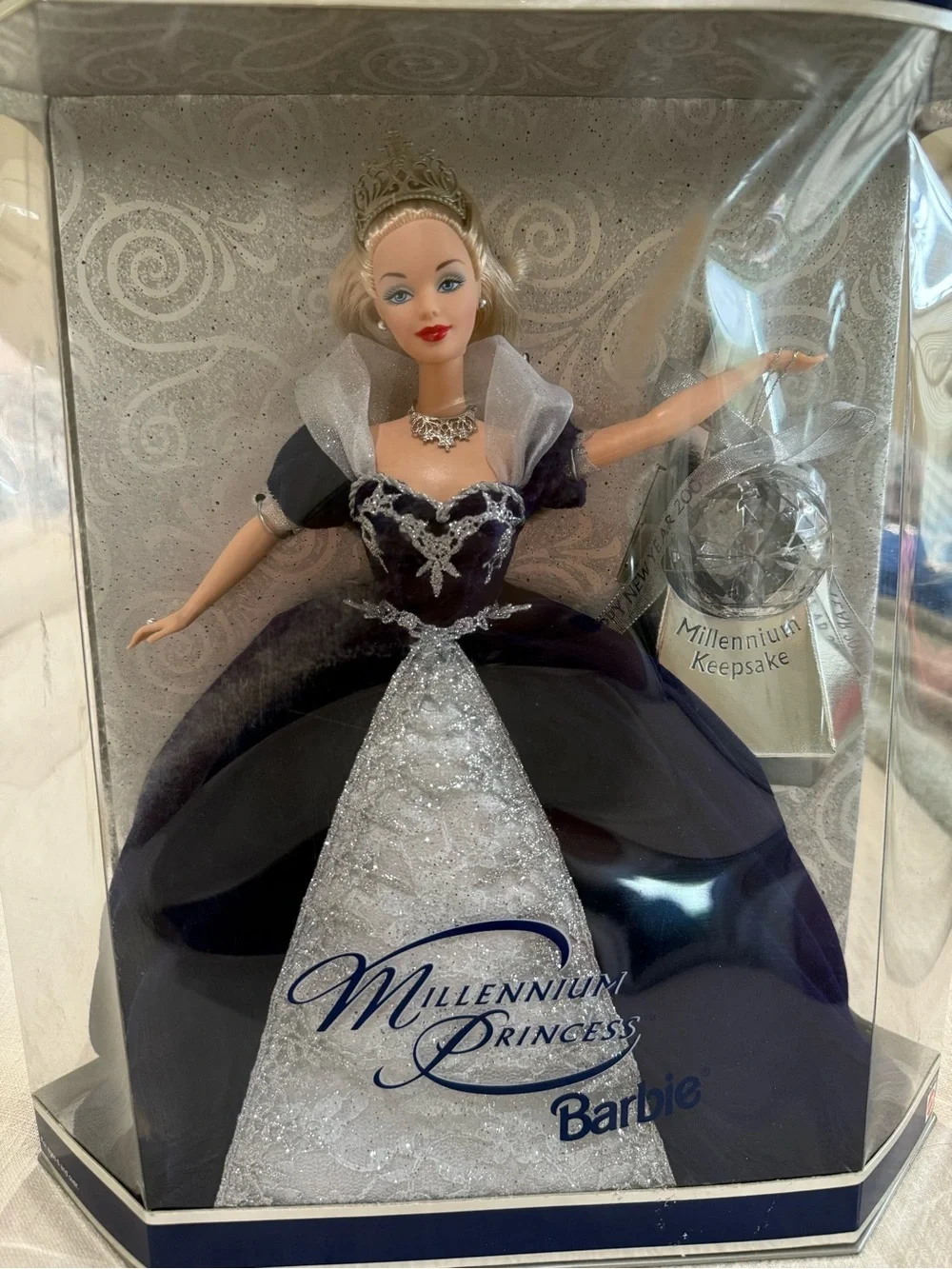 ✨ 1999 Millennium Princess Barbie Doll w/ Keepsake + Stand NRFB NIB ✨